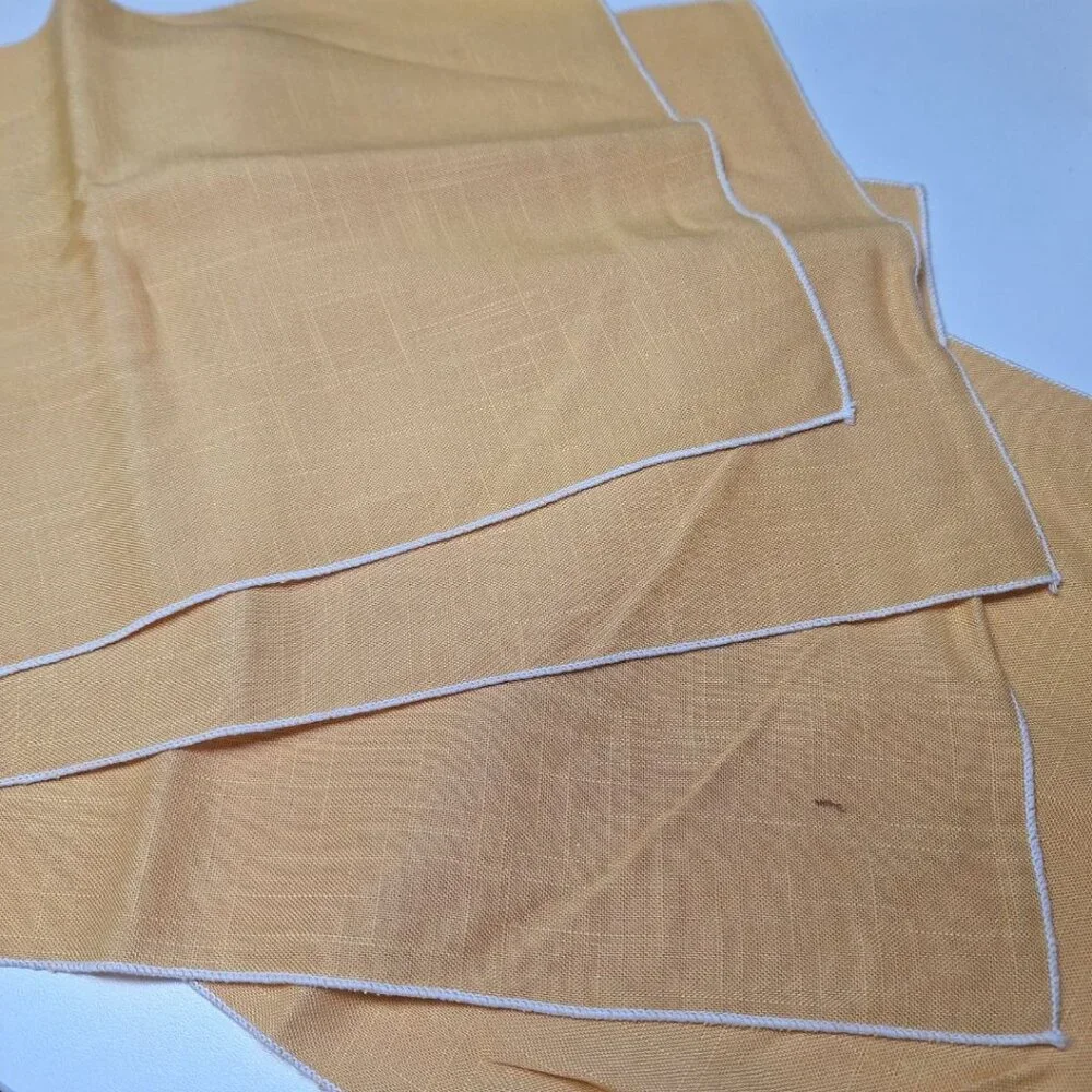 Retro Cloth Napkins Placemats Vintage Yellow Flower 16x11 inches‎ Granny Dining